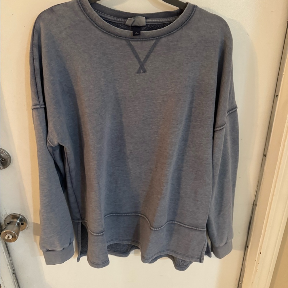 Universal Thread - Blue Crewneck Sweater